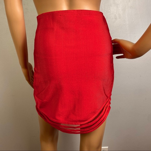 NEW AKIRA RED MINI SKIRT - Picture 4 of 4